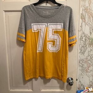 Flirtitude Active yellow and white tee number 75